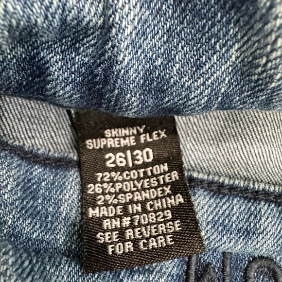 Rue 21 Supreme Flex Distressed Skinny Jeans_ Men's Size 26/30 - Picture 4 of 6